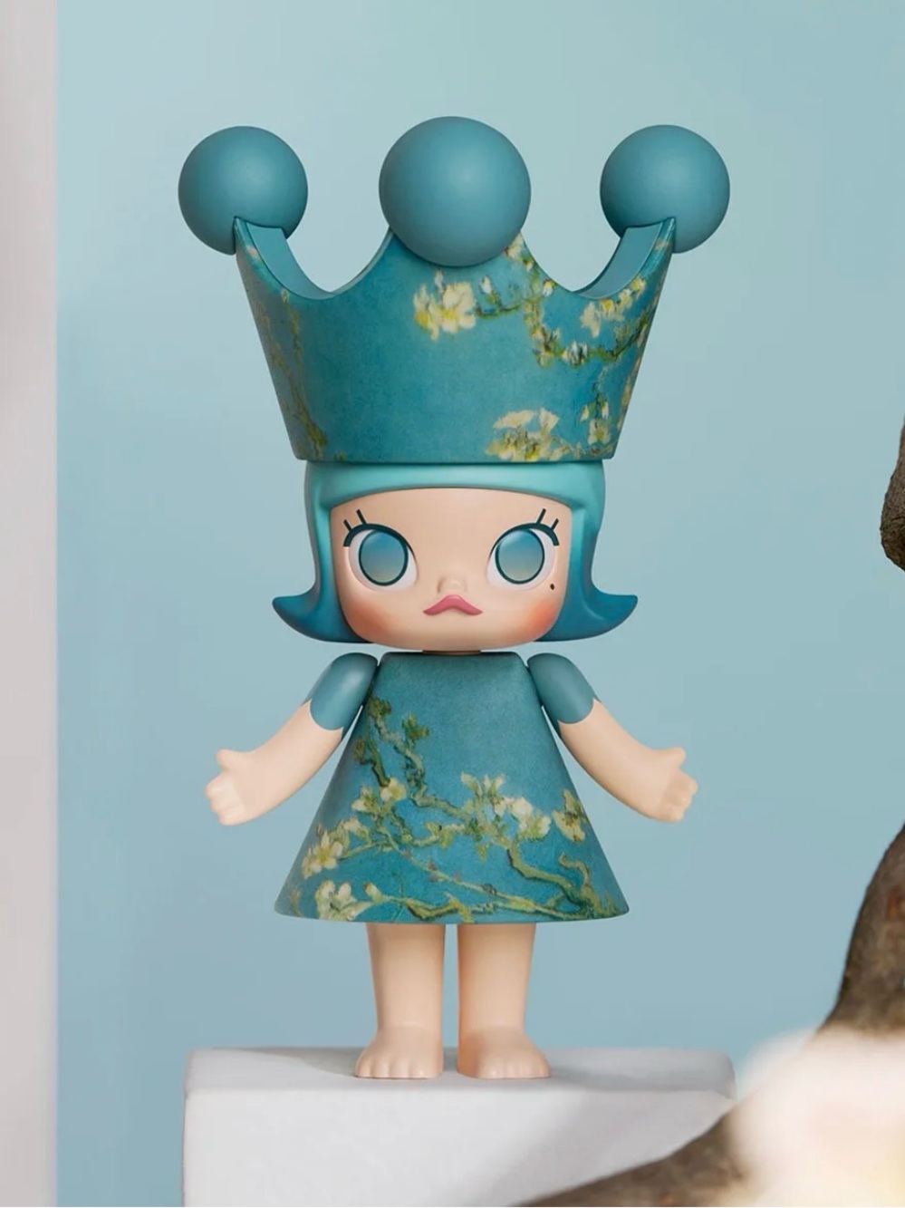 Pop Mart Mega Royal Molly 100% Series 1 - Confirmed Van Gogh Museum
